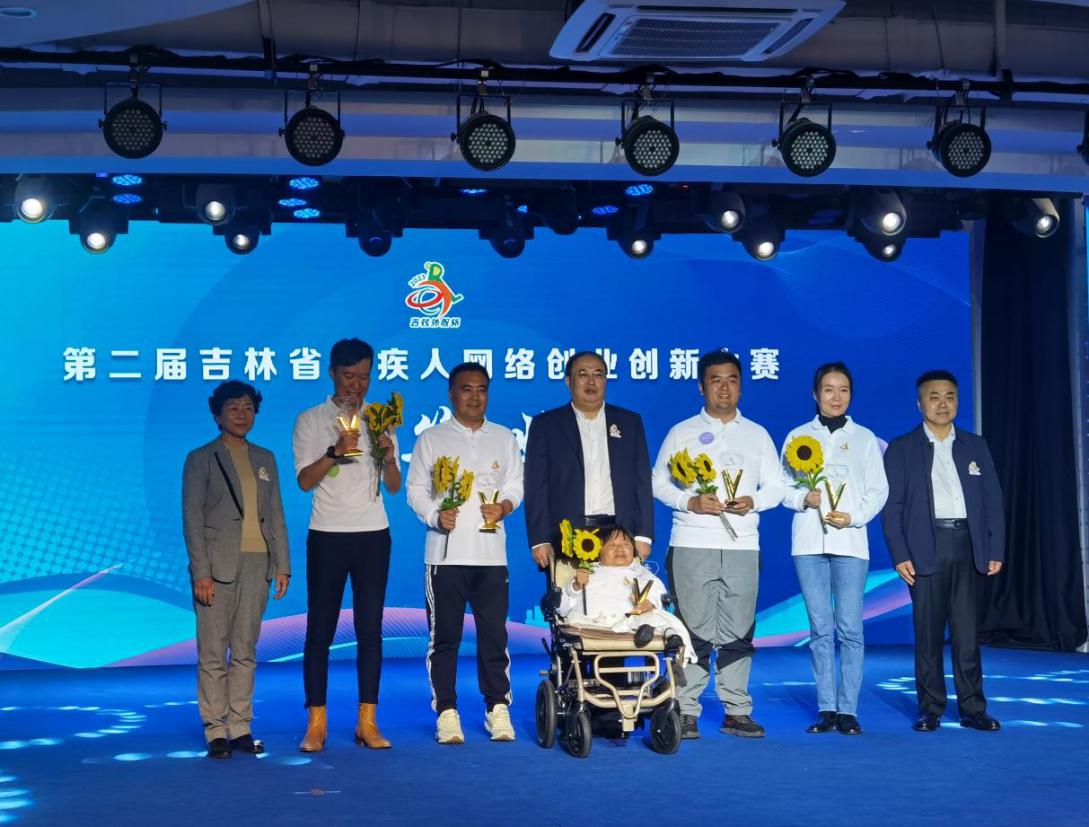 1697003305911701.jpg 1697003305911701.jpg