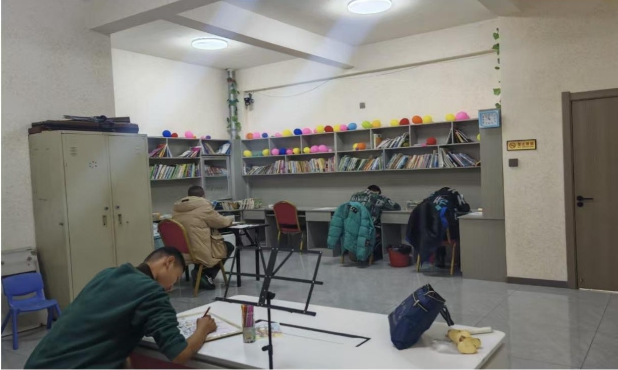 1764918447215717.jpg 1764918447215717.jpg